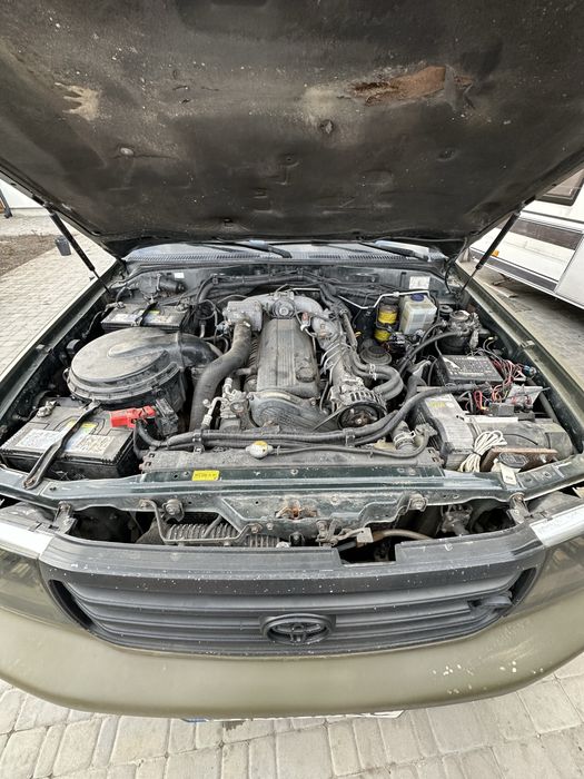 Toyota Land Cruiser 100  МЕХАНІКА 4.2 Дизель