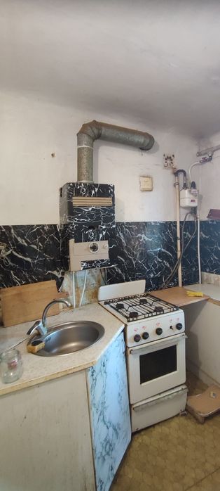 2 кімнатна із гаражем по Щорса, Каштанова, 8 міська лікарня