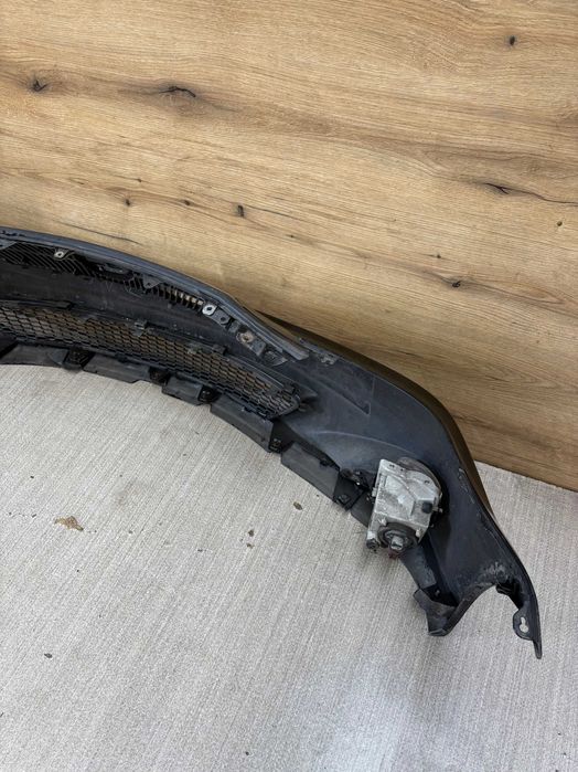 Zderzak przedni lexus is220