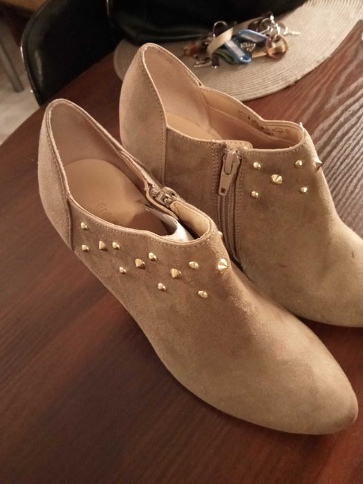 Buty firmy Graceland  38