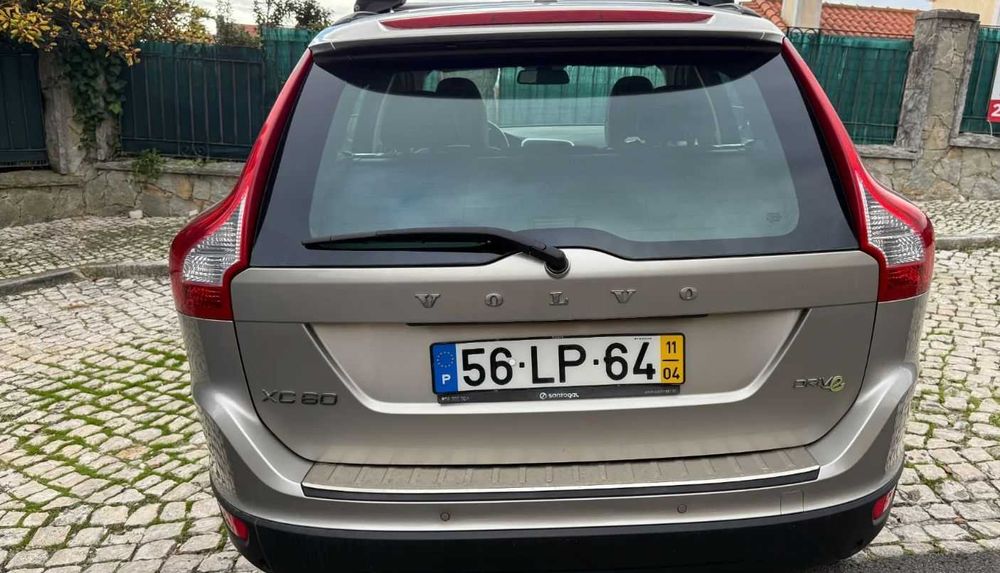 Volvo XC60 2011 D3 Momentum