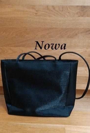 Nowa, elegancka, czarna torebka 25x25x7