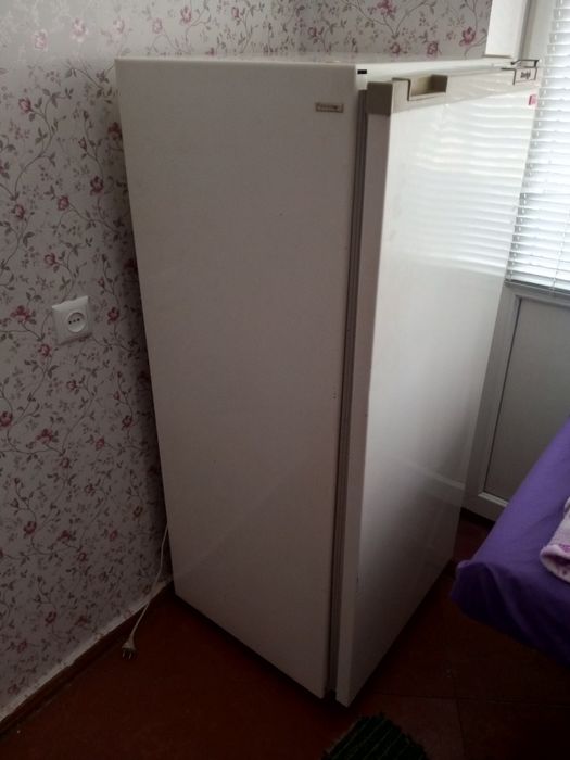 Холодильник з дефектом