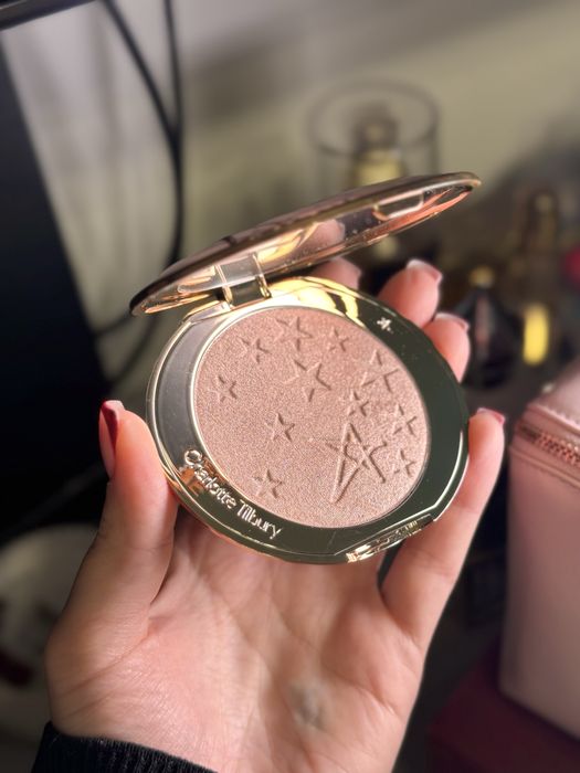 Пудра charlotte tilbury хайлайтер
