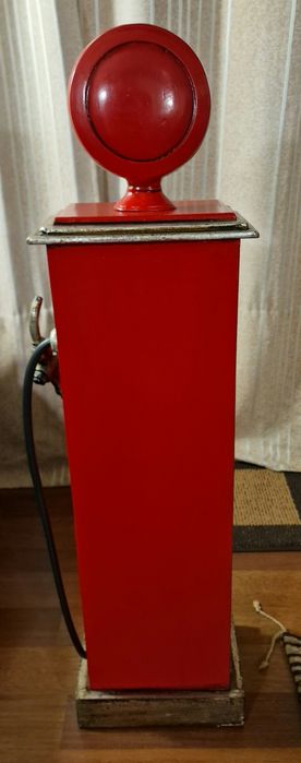 Armário estilo vintage para guardar CD's ou outros