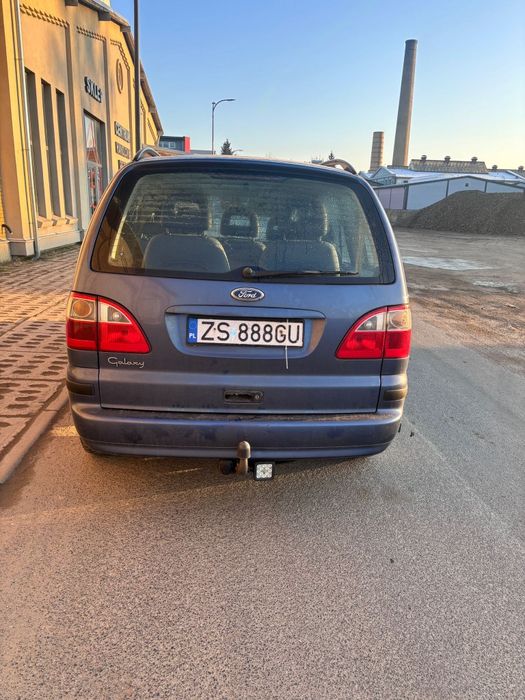 Ford Galaxy 2005 , jeździ na obu paliwach