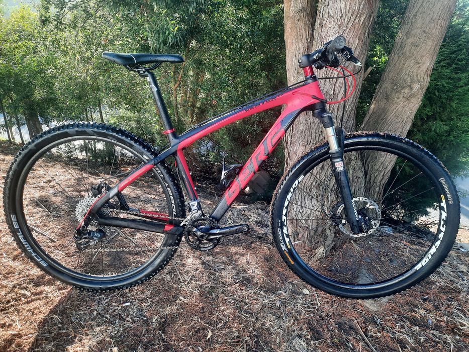 Btt 29 em carbono barata