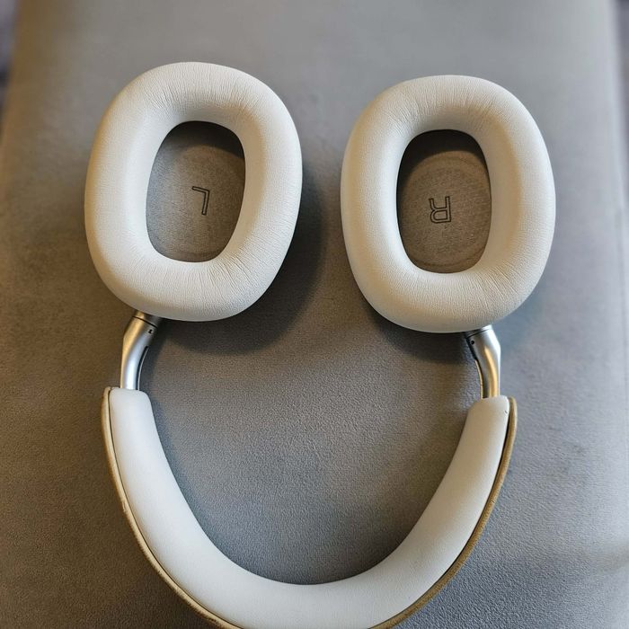 Sluchawki Bowers & Wilkins PX8 | Białe | Bardzo dobry stan