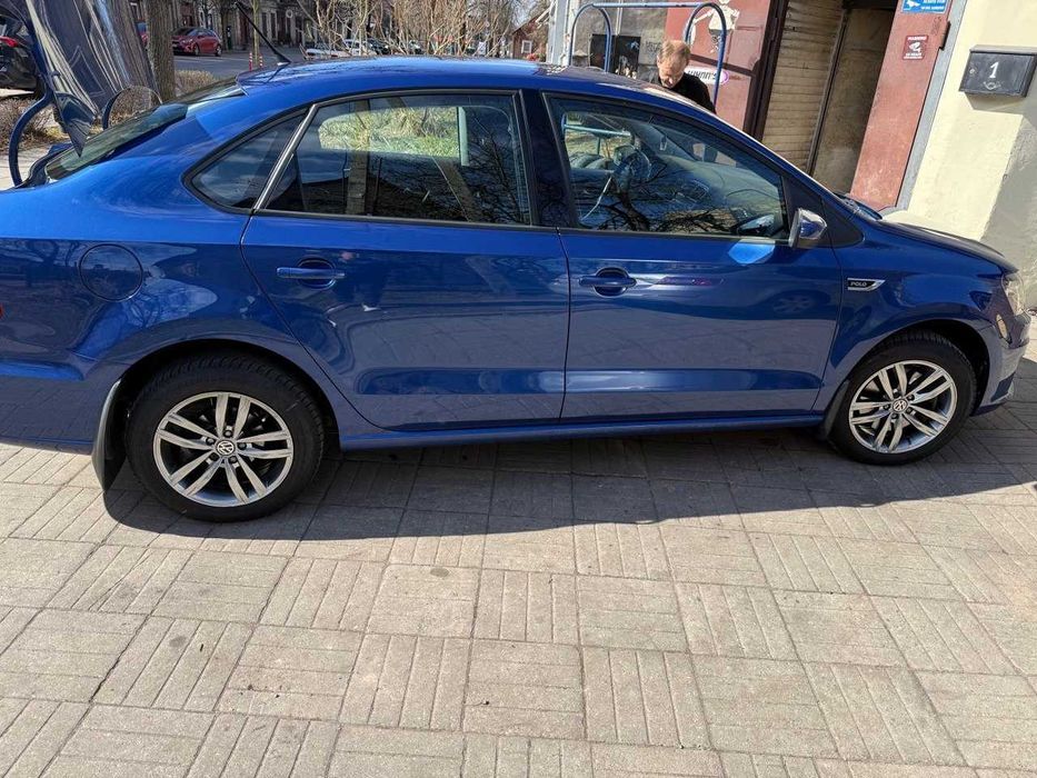 Продам авто WV Polo 2019