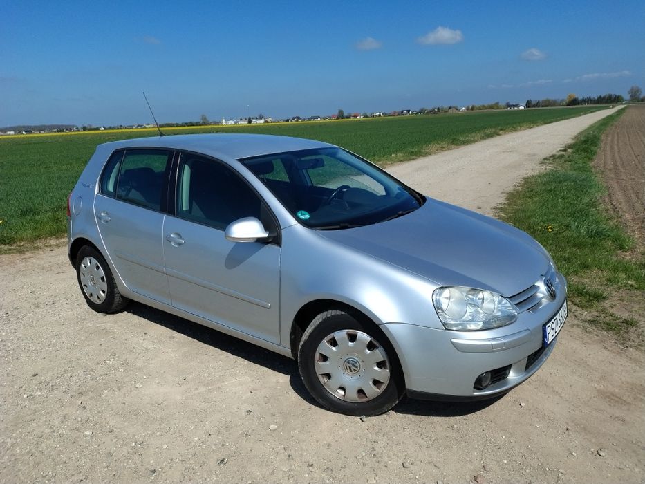 Volkswagen Golf V 2007, MPI benzyna ,Tour , klima, Carplay, grzane fotele Bluetooth