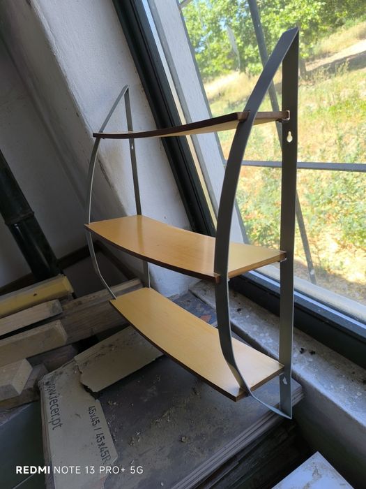 Estante usada, pequena