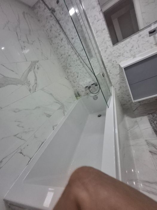 Lote Casa de Banho - Banheira 170 + Móvel + Espelho 100 + Vidro + Torneira BRUMA (Disponível em dez)