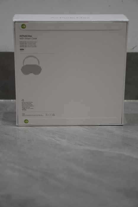 ANC słuchawki .Apple AirPods Max Starlight Nowe