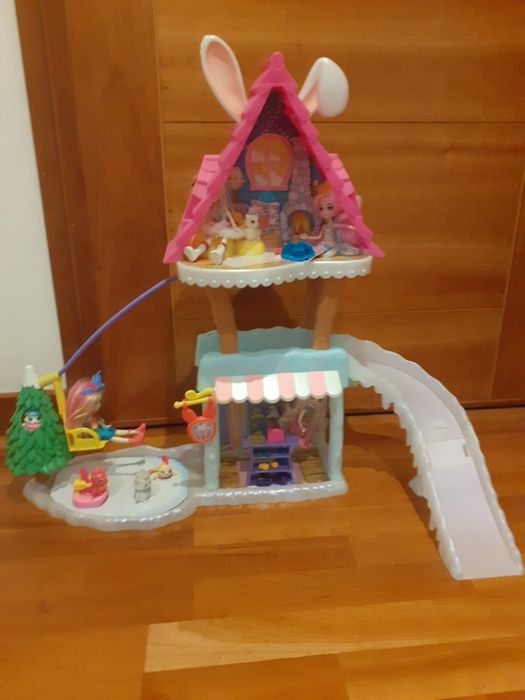 Chalé de Esqui da Enchantimals