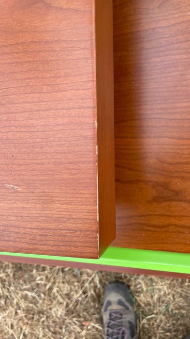Conjunto quarto — mesa de cabeceira + cubos de pares