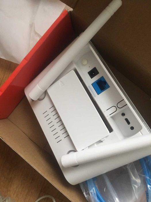 3G/4G Wi-FI роутер.