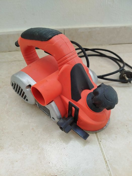 Plaina elétrica pouco uso