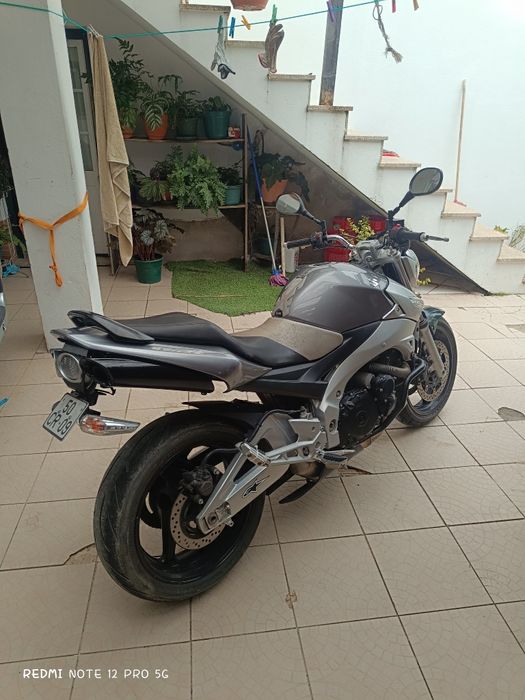 Suzuki GSR 600cc 2007