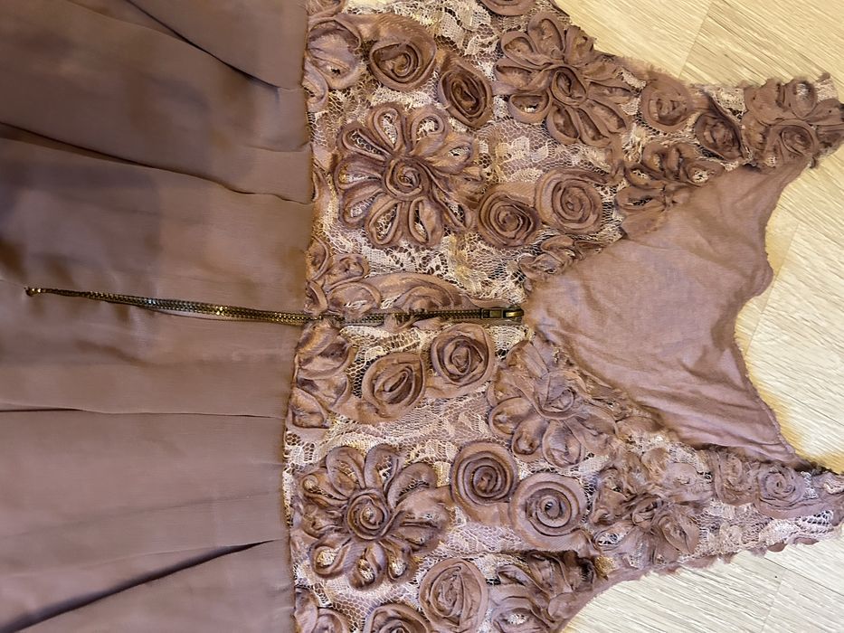 Шикарний сарафан для принцеси!