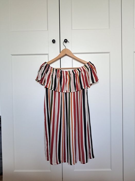 Nowa sukienka hiszpanka z wiskozy, Primark