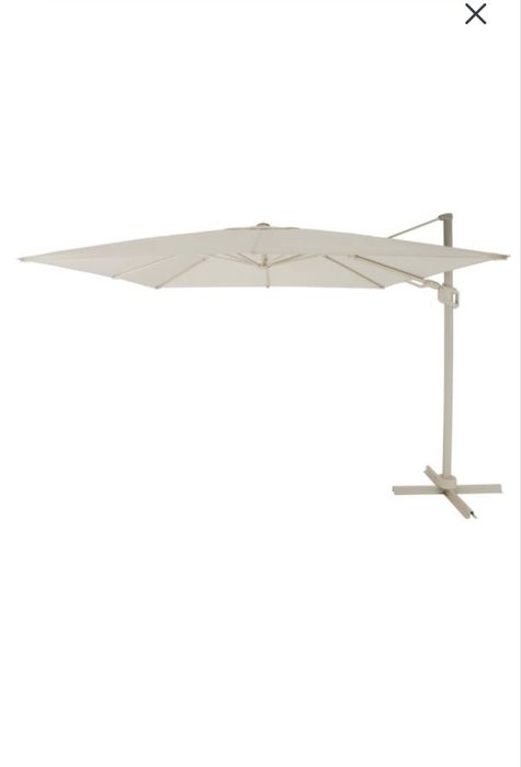 Parasol na wysiegniku kwadratowy