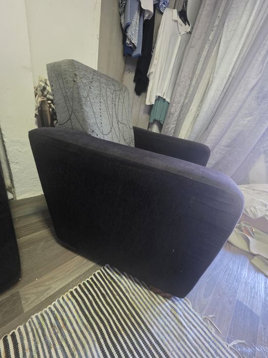 2 Poltronas confortáveis — EM CONJUNTO OU SEPARADAS