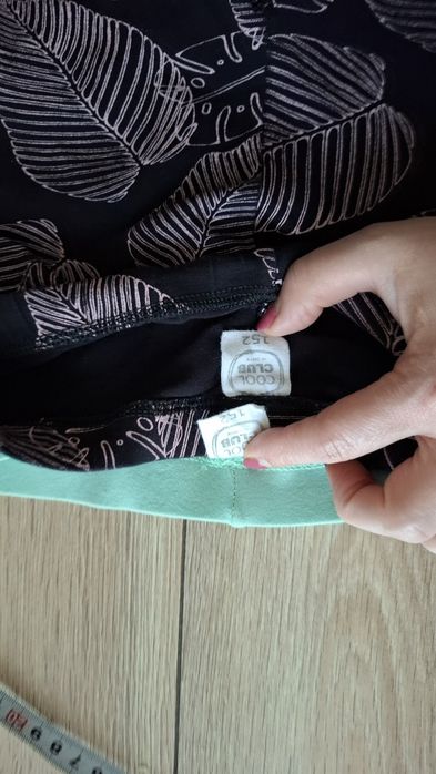 Krótkie spodenki leginsy 152