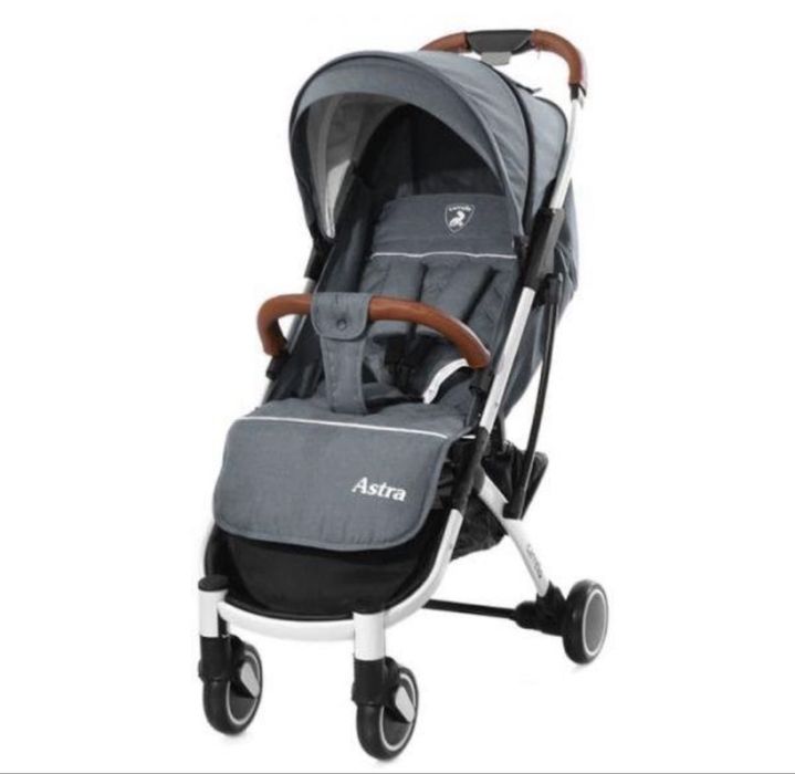 Carrello Astra прогулочная коляска в хорошем состоянии