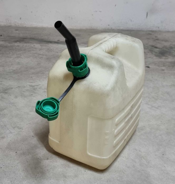 Jarricans de 20 L para combustíveis