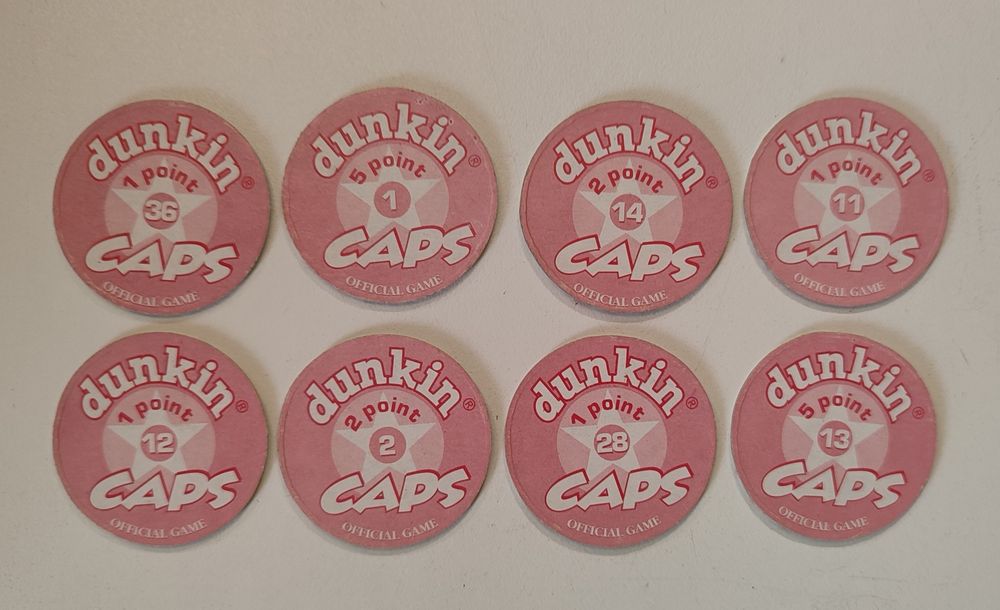Żetony Dunkin Caps Official Game 8 sztuk