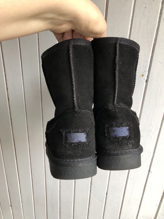 UGG śniegowce zamszowe EMU Classic czarne skóra owcza wełna zamsz 39