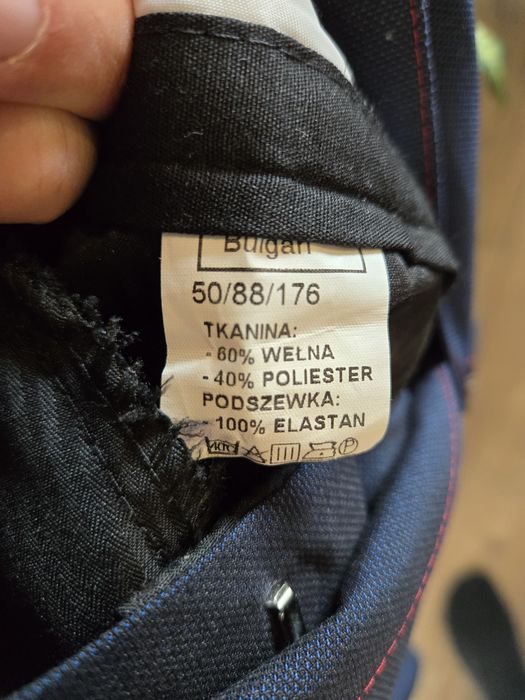 Garnitur ze spodniami