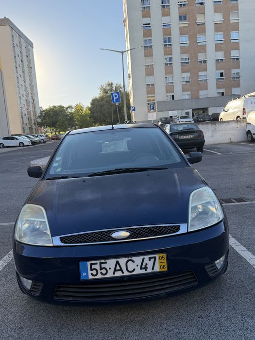 Ford Fiesta  1400€