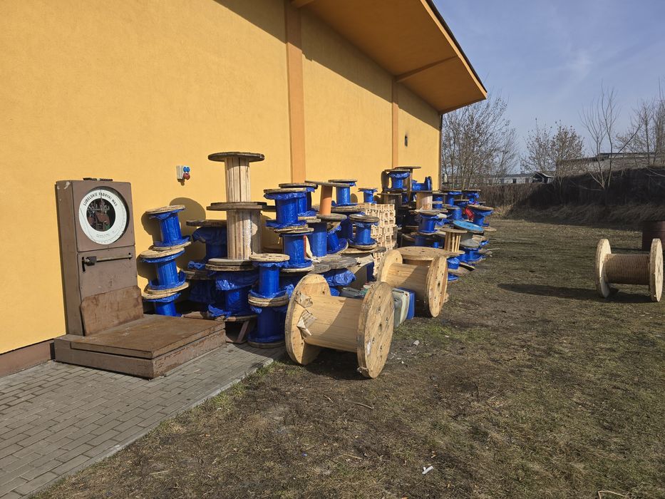 Bębny drewniane, szpule