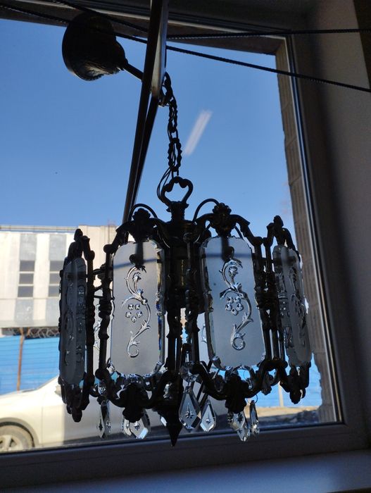 Люстра кришталь часів СССР.