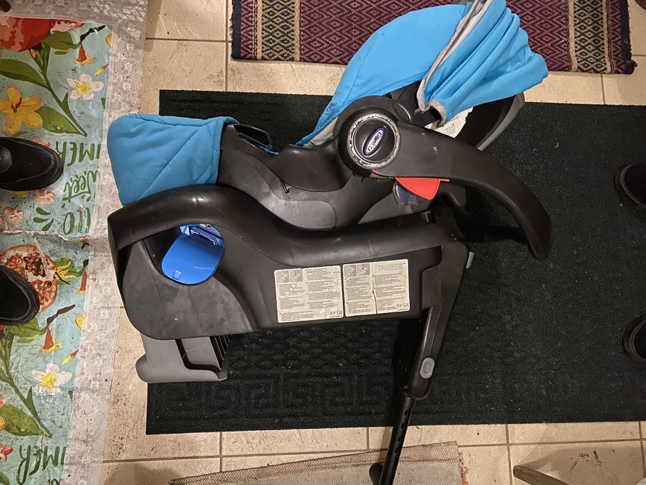 Авто крісло дитяче