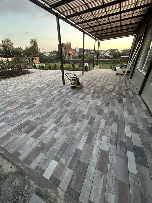 СУПЕР ЦІНИ • НАБІР ОБ'ЄКТІВ НА НОВИЙ СЕЗОН Укладання тротуарної плитки