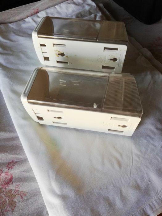 Dispensador de sabão líquido.