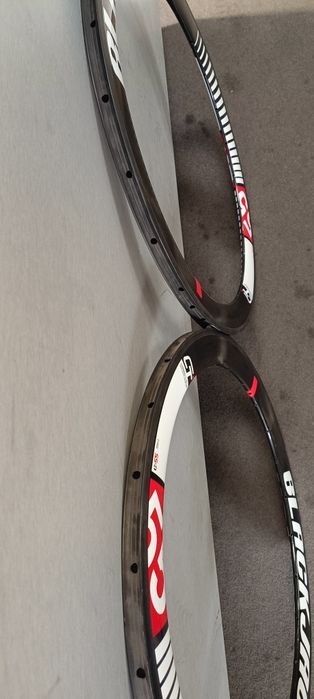 Par de Aros Blackjack CT bicicleta estrada