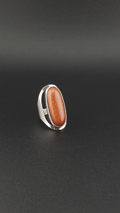 Pierścionek srebrny p.925 z dużym kamieniem 2,7cm piasek pustyni r.17