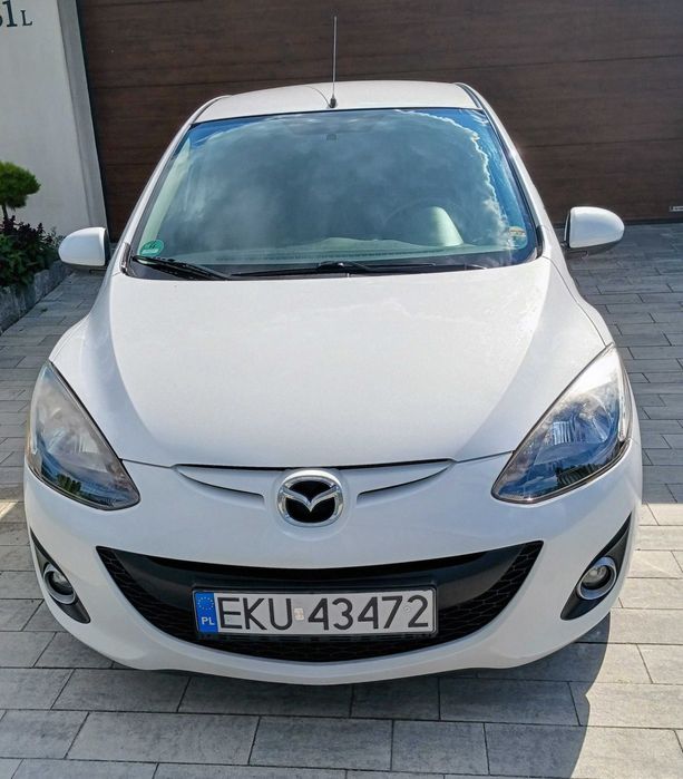 Mazda 2 po lifcie 2011 rok 1.3 benzyna 75 KM.