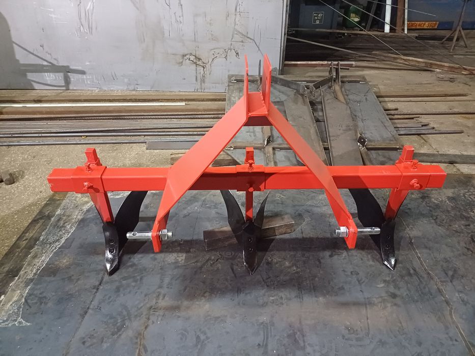 Abre regos com 2, 3 ou 4 linhas