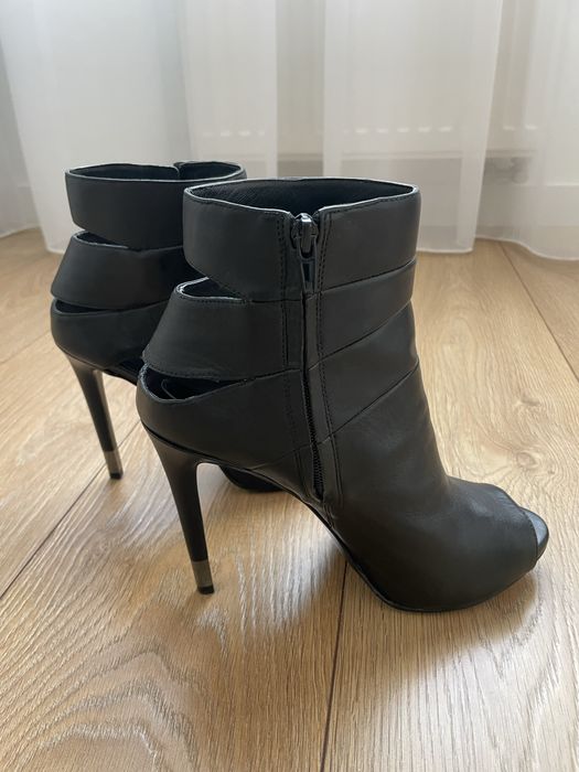 Botki skórzane Guess rozm. 40