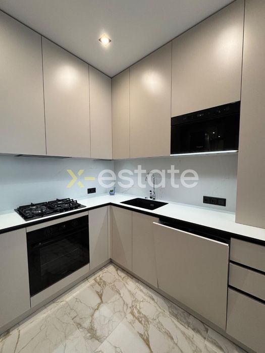 Оренда однокімнатної квартири в ЖК бізнес-класу біля ТЦ Фабрік