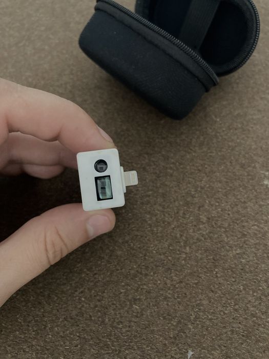 Arrim ONE перетворює смартфон на лазерну рулетку (0104)