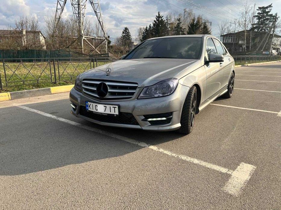 Mercedes-Benz C-Class 2013