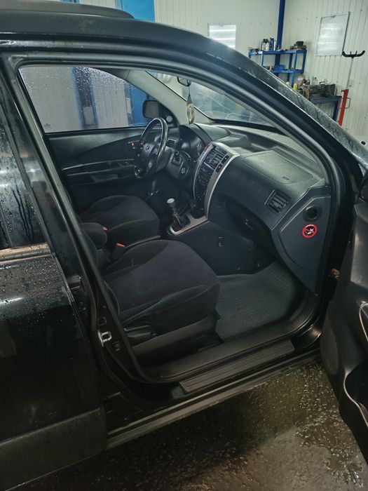 Продам автомобіль Hyundai Tucson