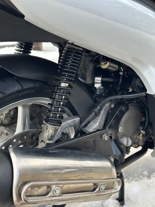 Скутер Honda sh 150