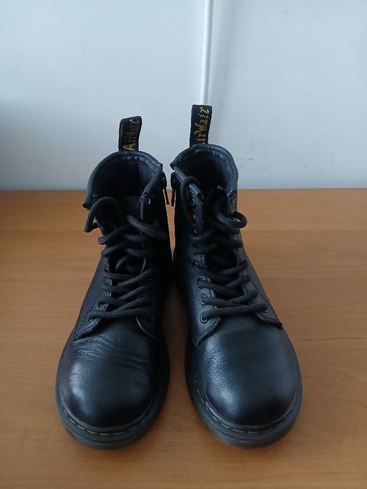 Шкіряні чоботи фірми Dr.Martins оригінальні детячі