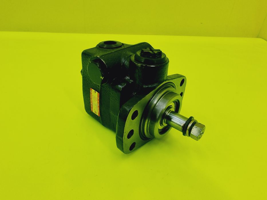 Pompa wspomagająca układ kierowniczy wózek widłowy komatsu s200s2